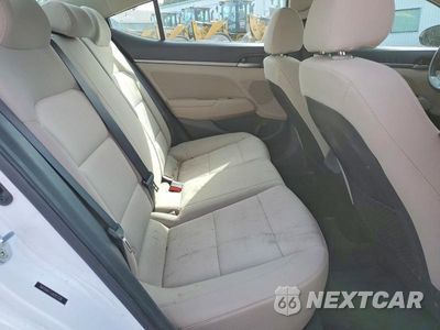 Zdjęcie 10 z 12 samochodu: 2018 HYUNDAI ELANTRA VALUE EDITION VIN:5NPD84LF2JH267226 - miniatura