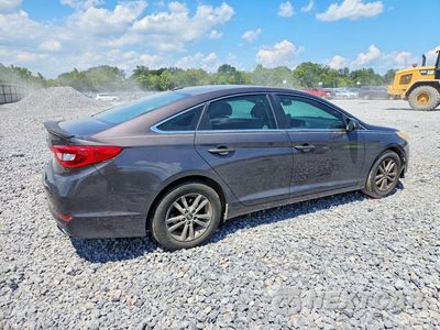 Trzecie zdjęcie samochodu z tyłu: 2015 HYUNDAI SONATA SE VIN:5NPE24AF5FH248590 - miniatura