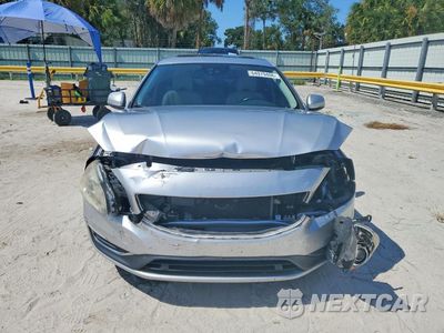 Piąte zdjęcie samochodu w środku: 2015 VOLVO S60 PLATINUM VIN:YV140MFM5F1348554 - miniatura