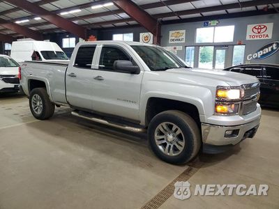 Czwarte zdjęcie samochodu z boku: 2014 CHEVROLET SILVERADO K1500 LT VIN:1GCVKREC6EZ107175 - miniatura