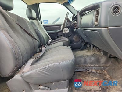Zdjęcie 10 z 12 samochodu: 2001 CHEVROLET SILVERADO C1500 VIN:1GCEC14W21Z117349 - miniatura