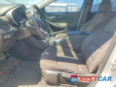 Zdjęcie 7 z 13 samochodu: 2018 CHEVROLET MALIBU LS VIN:1G1ZB5ST7JF191381 - miniatura