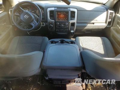 Zdjęcie 8 z 12 samochodu: 2016 RAM 1500 SLT VIN:1C6RR7LM0GS222970 - miniatura