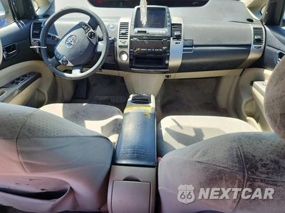 Zdjęcie 8 z 12 samochodu: 2006 TOYOTA PRIUS BASE VIN:JTDKB20U363133439 - miniatura