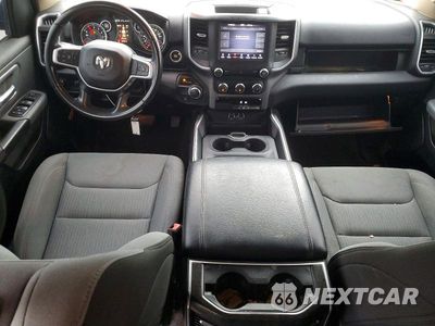 Zdjęcie 8 z 13 samochodu: 2020 RAM 1500 BIG HORN/LONE STAR VIN:1C6RREFG7LN360265 - miniatura