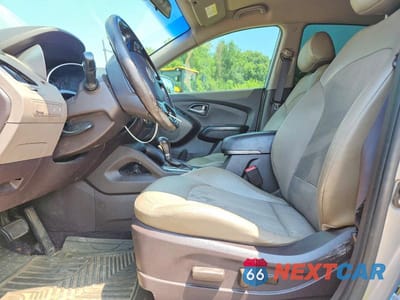 Zdjęcie 7 z 12 samochodu: 2015 HYUNDAI TUCSON SE VIN:KM8JU3AG3FU073429 - miniatura