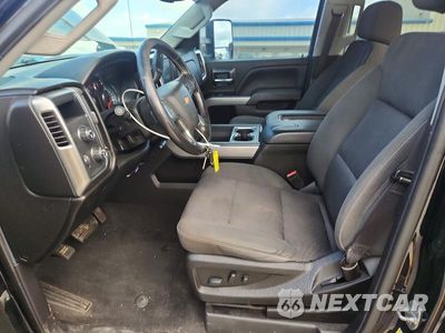 Zdjęcie 7 z 12 samochodu: 2018 CHEVROLET SILVERADO K1500 LT VIN:3GCUKRECXJG565601 - miniatura