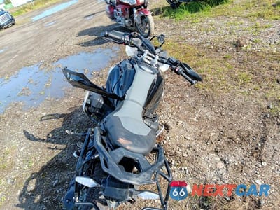 Czwarte zdjęcie samochodu z boku: 2025 BMW R 1300 GS VIN:WB10M230XS6L07653 - miniatura