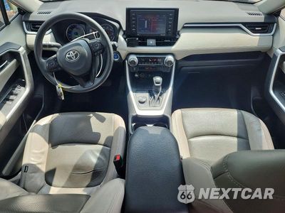 Zdjęcie 8 z 13 samochodu: 2021 TOYOTA RAV4 XLE VIN:4T3RWRFV2MU034374 - miniatura