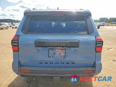 Zdjęcie 6 z 13 samochodu: 2025 TOYOTA 4RUNNER SR5 VIN:JTEVA5BR9S5073736 - miniatura