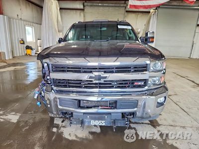 Piąte zdjęcie samochodu w środku: 2015 CHEVROLET SILVERADO K2500 HEAVY DUTY LTZ VIN:1GC1KWE81FF669450 - miniatura
