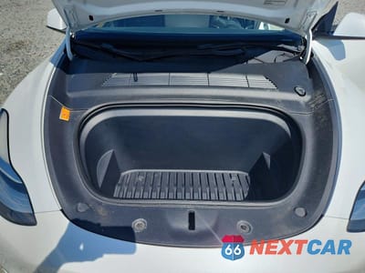 Zdjęcie 11 z 12 samochodu: 2023 TESLA MODEL Y VIN:7SAYGDEE2PA081024 - miniatura