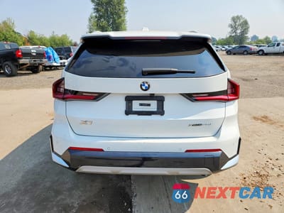 Zdjęcie 6 z 12 samochodu: 2023 BMW X1 XDRIVE28I VIN:WBX73EF04P5X48065 - miniatura