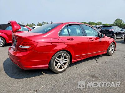 Trzecie zdjęcie samochodu z tyłu: 2014 MERCEDES-BENZ C 250 VIN:WDDGF4HB8EG255669 - miniatura
