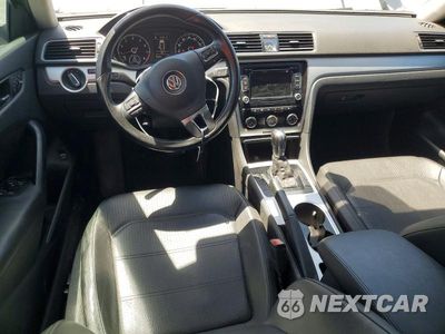 Zdjęcie 8 z 13 samochodu: 2013 VOLKSWAGEN PASSAT SE VIN:1VWBP7A34DC060001 - miniatura