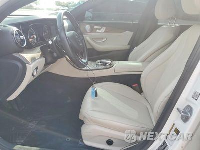 Zdjęcie 7 z 13 samochodu: 2018 MERCEDES-BENZ E 300 VIN:WDDZF4JB0JA435132 - miniatura