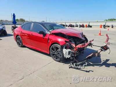 Czwarte zdjęcie samochodu z boku: 2025 TOYOTA CAMRY XSE VIN:4T1DBADK4SU008705 - miniatura