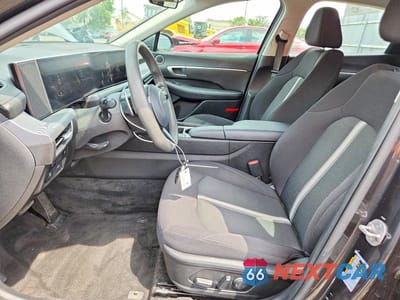 Zdjęcie 7 z 13 samochodu: 2025 HYUNDAI SONATA SEL VIN:KMHL64JA8SA432273 - miniatura