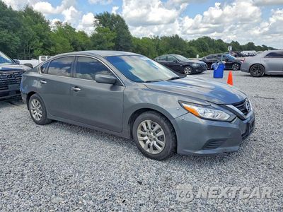 Czwarte zdjęcie samochodu z boku: 2016 NISSAN ALTIMA 2.5 S VIN:1N4AL3AP2GC187894 - miniatura