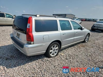 Trzecie zdjęcie samochodu z tyłu: 2005 VOLVO V70 FWD VIN:YV1SW592352486558 - miniatura