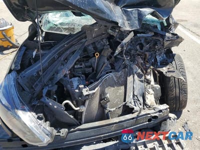 Zdjęcie 11 z 12 samochodu: 2018 NISSAN SENTRA S VIN:3N1AB7AP4JY305515 - miniatura