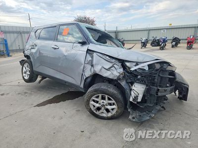 Czwarte zdjęcie samochodu z boku: 2023 KIA SOUL LX VIN:KNDJ23AU2P7884316 - miniatura