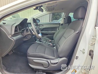 Zdjęcie 7 z 12 samochodu: 2020 HYUNDAI ELANTRA SEL VIN:5NPD84LF7LH500827 - miniatura