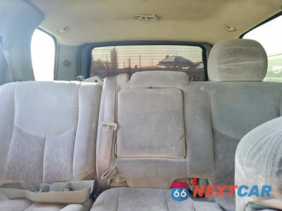 Zdjęcie 10 z 13 samochodu: 2003 CHEVROLET TAHOE C1500 VIN:1GNEC13VX3R121698 - miniatura