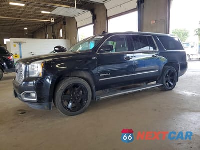 2017 GMC YUKON XL DENALI 1GKS2HKJXHR261946 - główne zdjęcie licytacji z USA - miniatura
