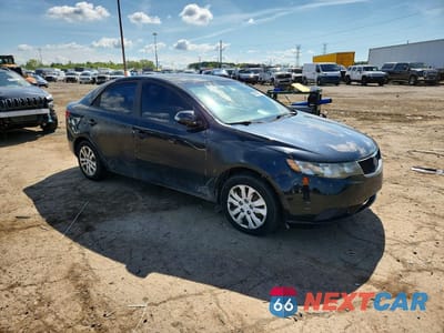 Czwarte zdjęcie samochodu z boku: 2010 KIA FORTE EX VIN:KNAFU4A23A5169226 - miniatura
