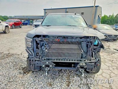 Piąte zdjęcie samochodu w środku: 2023 GMC SIERRA K1500 DENALI VIN:1GTUUGEL0PZ124552 - miniatura