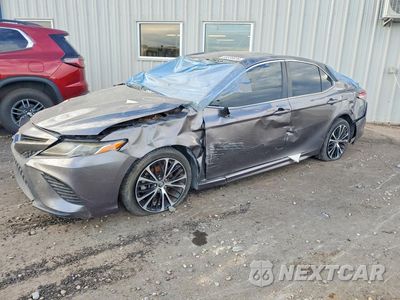 2018 TOYOTA CAMRY SE 4T1B11HK8JU522110 - główne zdjęcie licytacji z USA - miniatura