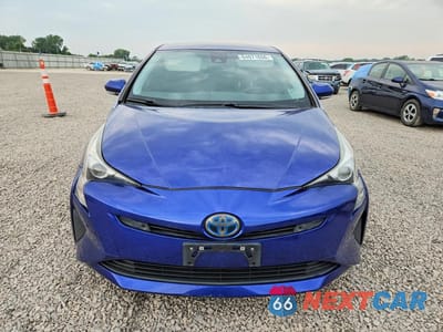 Piąte zdjęcie samochodu w środku: 2018 TOYOTA PRIUS TWO VIN:JTDKBRFUXJ3596428 - miniatura