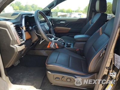 Zdjęcie 7 z 13 samochodu: 2025 GMC CANYON AT4 VIN:1GTP2DEK9S1228893 - miniatura