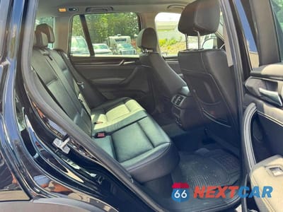 Zdjęcie 7 z 13 samochodu: 2017 BMW X3 XDRIVE28I VIN:5UXWX9C30H0W68066 - miniatura