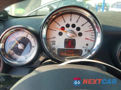 Zdjęcie 9 z 12 samochodu: 2013 MINI COOPER S VIN:WMWZP3C5XDT298019 - miniatura