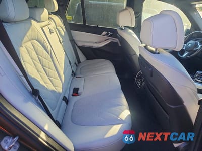 Zdjęcie 11 z 13 samochodu: 2023 BMW X5 XDRIVE45E VIN:5UXTA6C09P9P83302 - miniatura