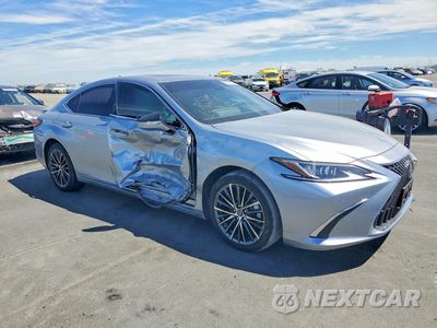 Czwarte zdjęcie samochodu z boku: 2022 LEXUS ES 300H BASE VIN:58ADA1C13NU017890 - miniatura