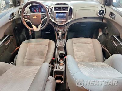 Zdjęcie 8 z 12 samochodu: 2020 CHEVROLET SONIC VIN:1G1JG6SB1L4134832 - miniatura