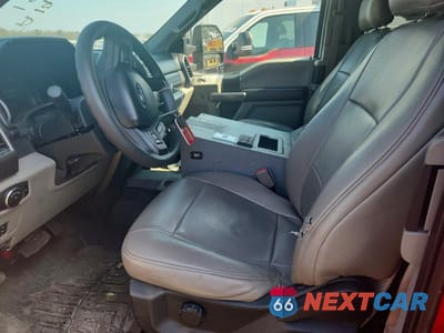 Zdjęcie 7 z 13 samochodu: 2019 FORD F550 SUPER DUTY VIN:1FD0X5HT1KEF24556 - miniatura