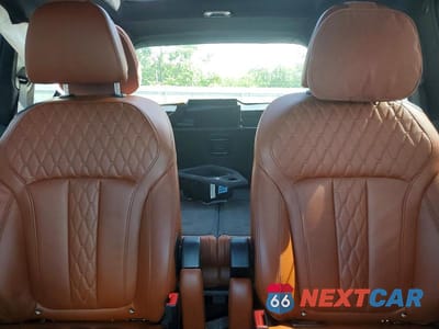 Zdjęcie 10 z 13 samochodu: 2019 BMW X7 XDRIVE50I VIN:5UXCX4C59KLS37061 - miniatura