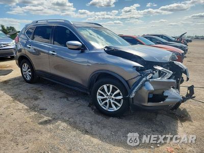 Czwarte zdjęcie samochodu z boku: 2019 NISSAN ROGUE SV VIN:KNMAT2MV4KP510276 - miniatura