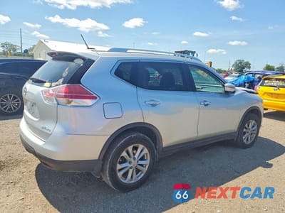 Trzecie zdjęcie samochodu z tyłu: 2016 NISSAN ROGUE VIN:KNMAT2MV7GP629611 - miniatura