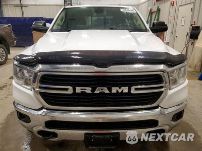 Piąte zdjęcie samochodu w środku: 2019 RAM 1500 BIG HORN/LONE STAR VIN:1C6SRFMTXKN654040 - miniatura