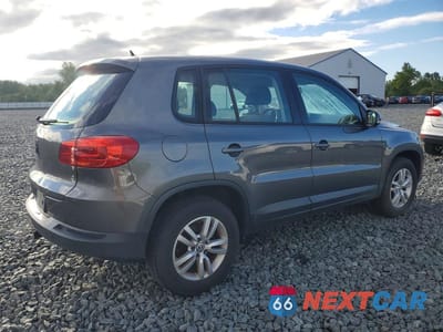 Trzecie zdjęcie samochodu z tyłu: 2014 VOLKSWAGEN TIGUAN S VIN:WVGAV3AX8EW541087 - miniatura