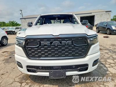 Piąte zdjęcie samochodu w środku: 2025 RAM 1500 BIG HORN/LONE STAR VIN:1C6SRFMP4SN505724 - miniatura