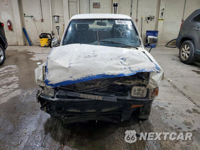 Piąte zdjęcie samochodu w środku: 1989 TOYOTA PICKUP ONE TON VIN:JT4VN82N6K0002305 - miniatura