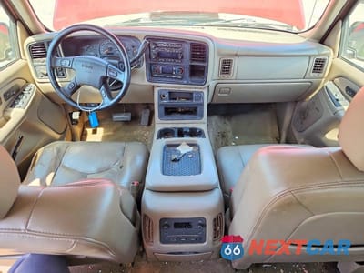 Zdjęcie 8 z 12 samochodu: 2005 GMC NEW SIERRA K1500 VIN:2GTEK13T051226207 - miniatura