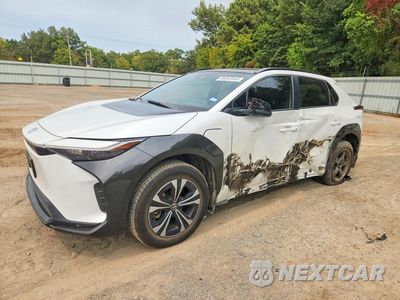2024 TOYOTA BZ4X XLE JTMAAAAA5RA053685 - główne zdjęcie licytacji z USA - miniatura