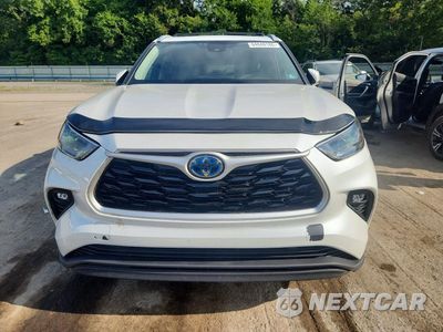 Piąte zdjęcie samochodu w środku: 2023 TOYOTA HIGHLANDER HYBRID XLE VIN:5TDKBRCH6PS576577 - miniatura